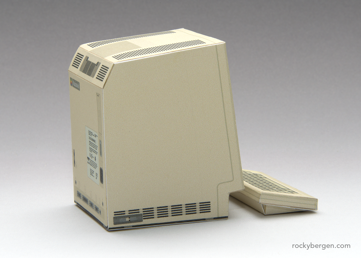 Apple Macintosh 128K - Papercraft Design — Rocky Bergen